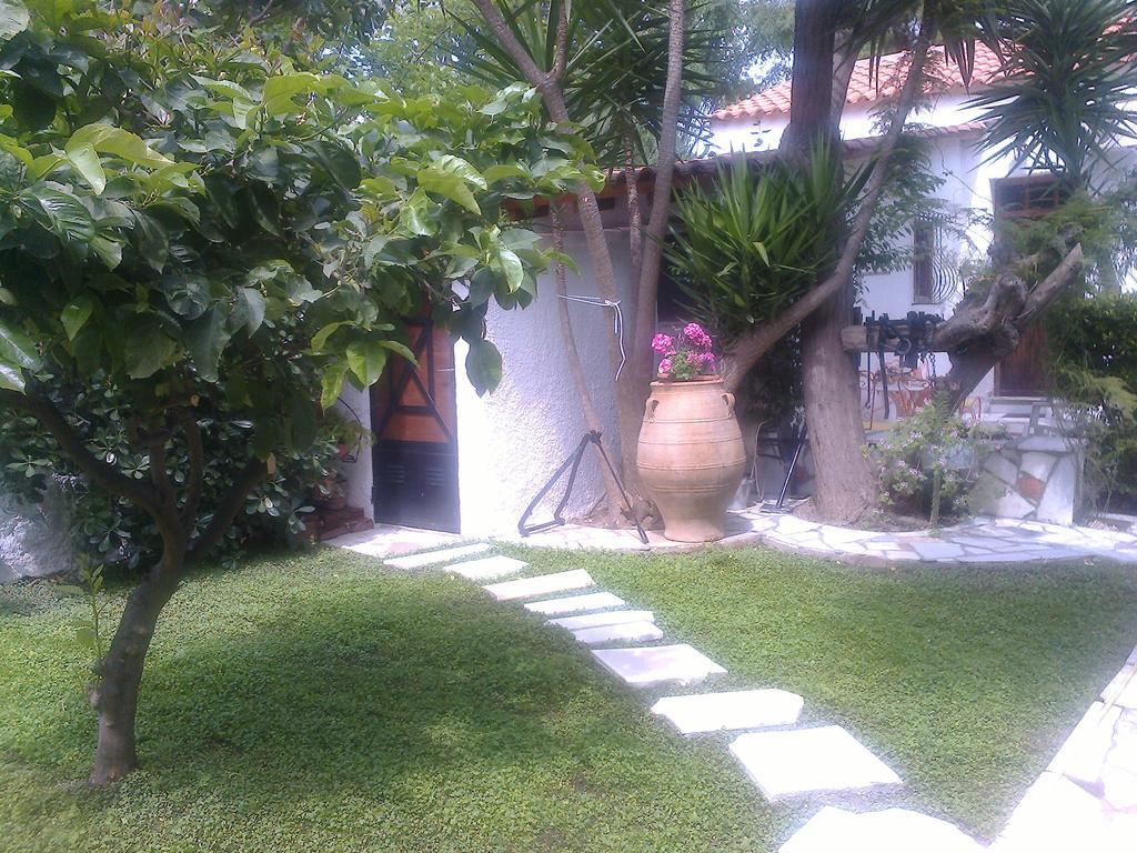 Villa Belmar Self-Catered Apartments Erétria Esterno foto