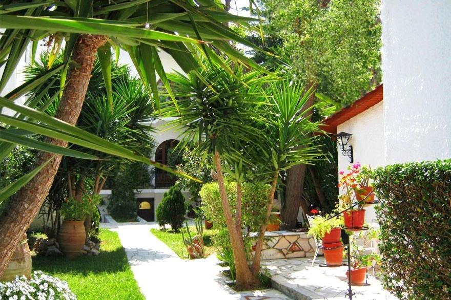 Villa Belmar Self-Catered Apartments Erétria Esterno foto