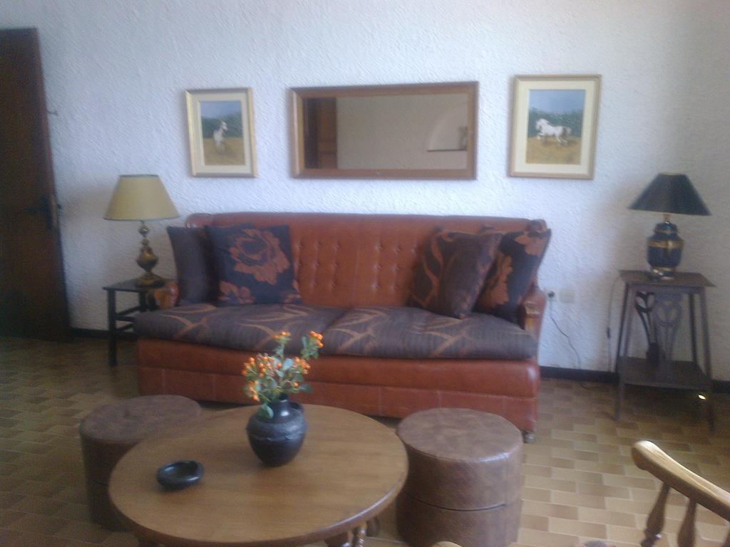 Villa Belmar Self-Catered Apartments Erétria Esterno foto